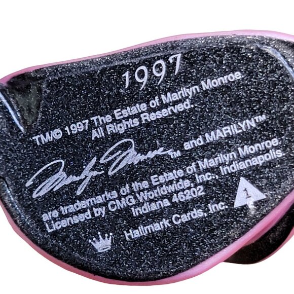 Hallmark Marilyn Monroe 1997 Vintage Keepsake Ornament Pink Gown Christmas Tree - Picture 3 of 13